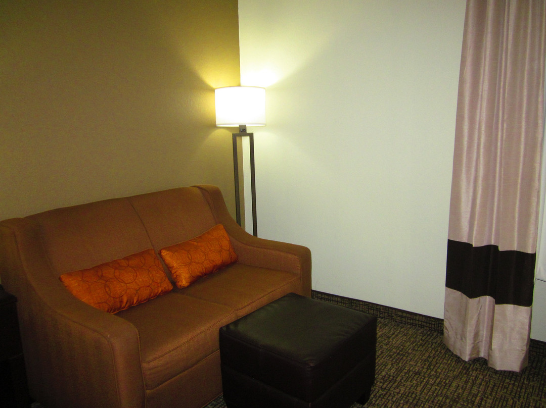 Comfort Inn & Suites Lake Norman主图