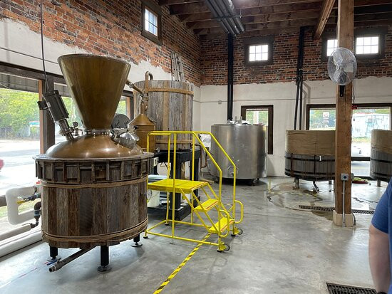 Crystal Ridge Distillery-温泉城必去景点