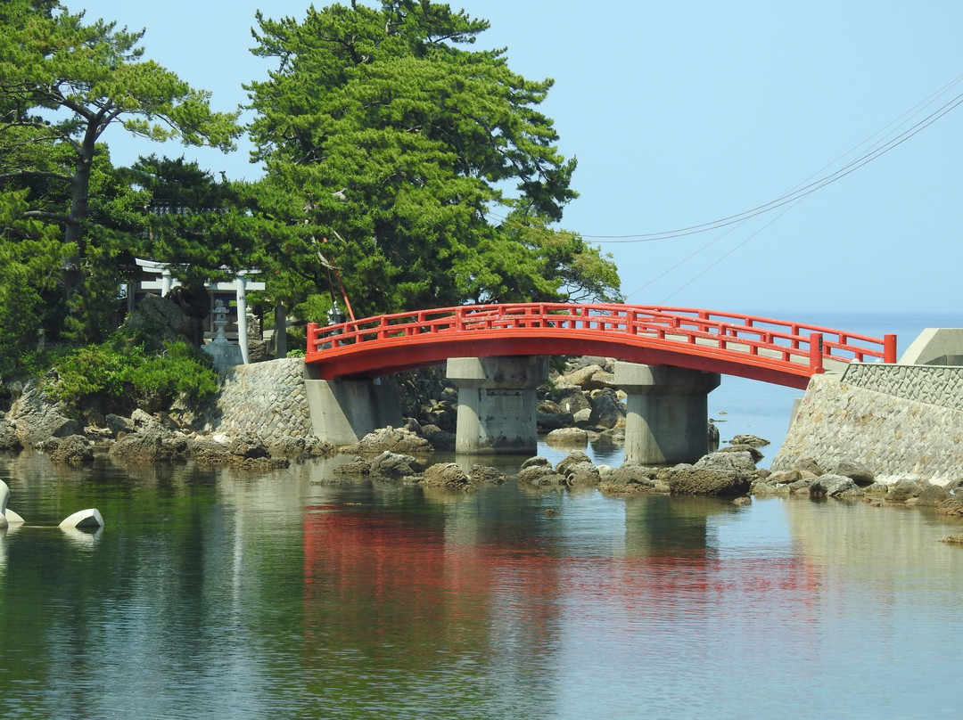 Tsugamijima Shrine-佐渡市必去景点