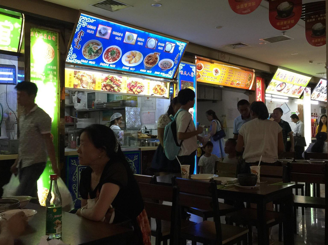 鄂尔多斯美食一条街