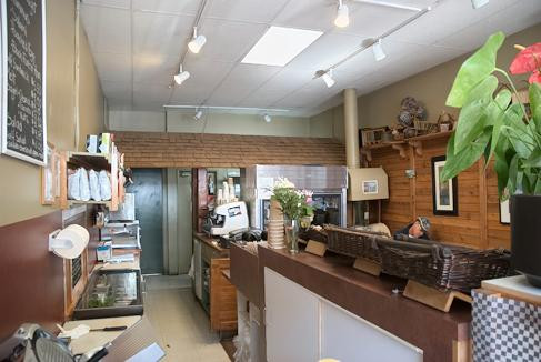 Lions Bay餐馆和美食-Seaside Village Cafe