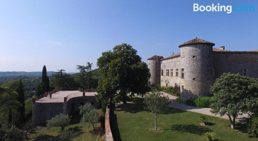 Château De Rousson主图