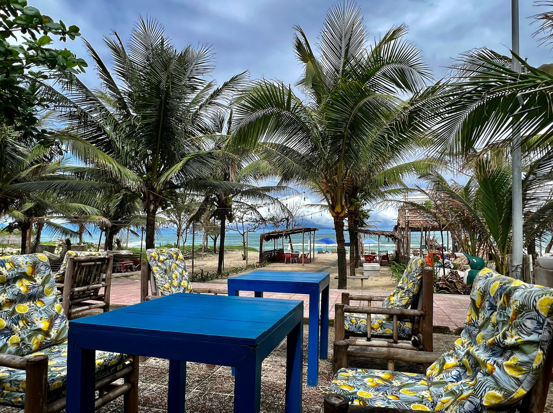 Papa Shark Beach Restaurant