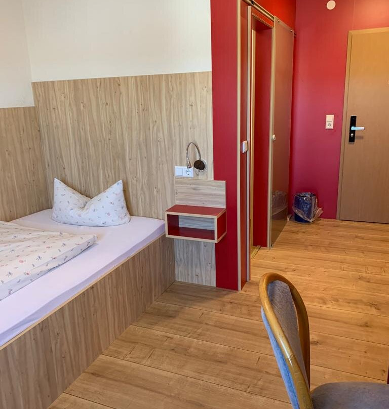 斯维泽霍夫酒店主图