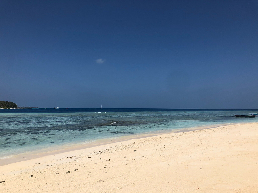 Bikini Beach景点图片