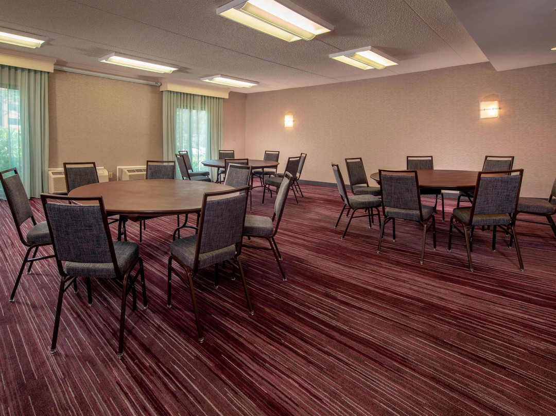 罗克维尔万怡酒店主图