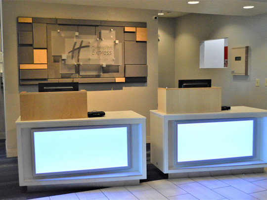 Holiday Inn Express & Suites Batesville By IHG主图