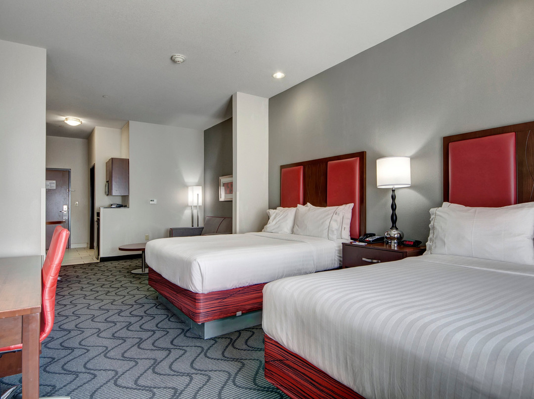 Holiday Inn Express & Suites Oklahoma City North By IHG主图