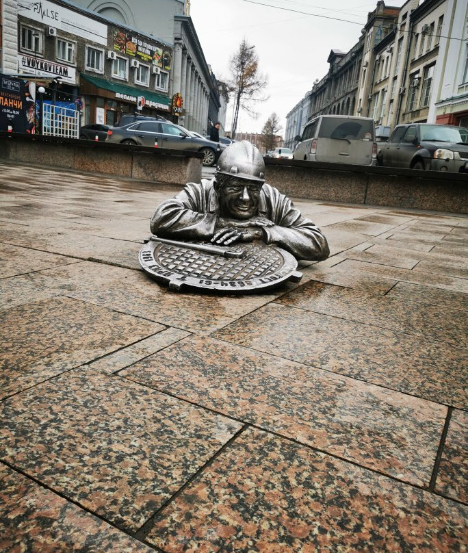 Monument to the Plumber Stepanych-鄂木斯克必去景点