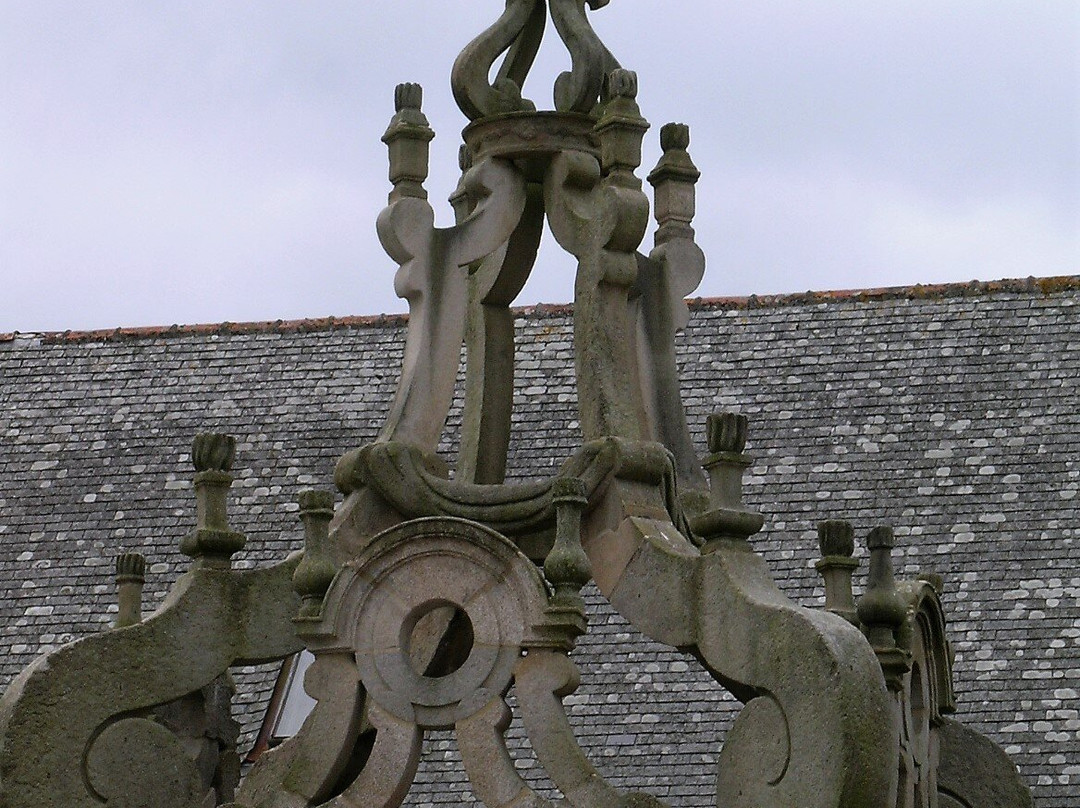 Eglise Saint Cornély-卡纳克必去景点