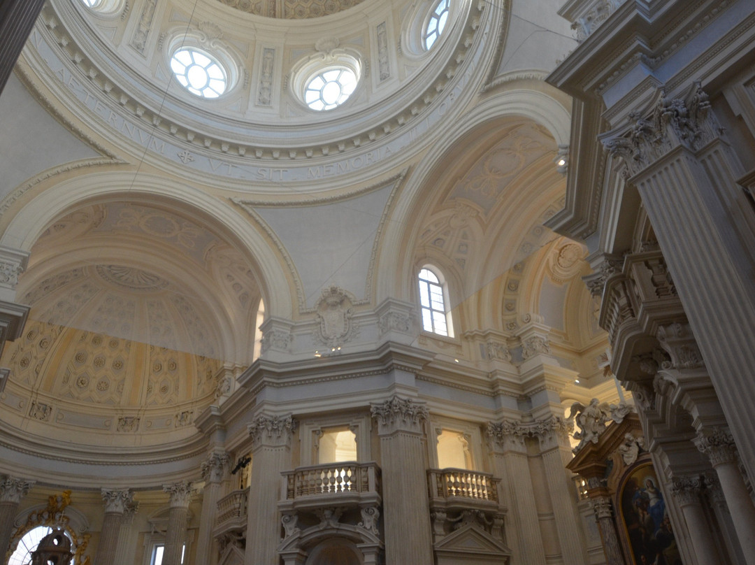 Cappella Di Sant'uberto-韦纳里亚雷亚莱必去景点