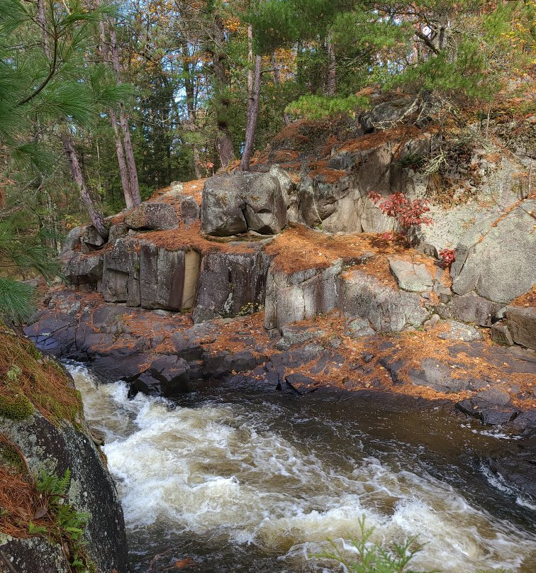 Dave's Falls County Park-Amberg必去景点