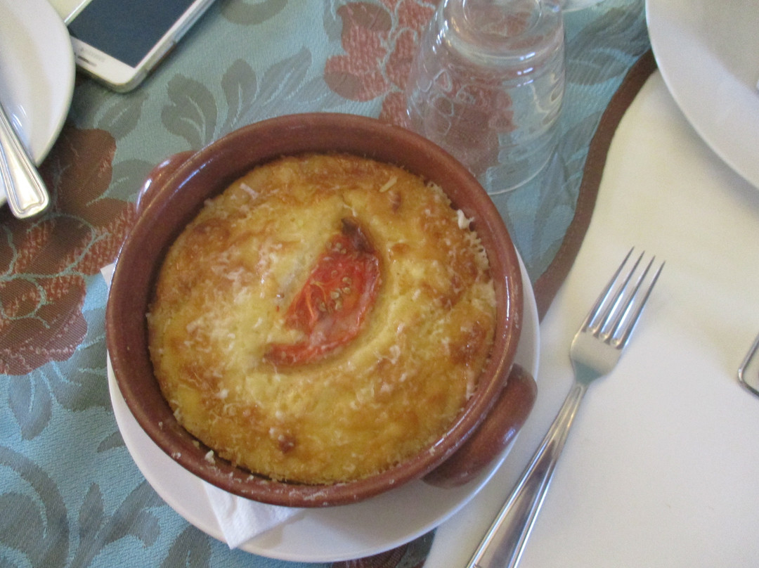 特鲁多斯居比利酒店主图