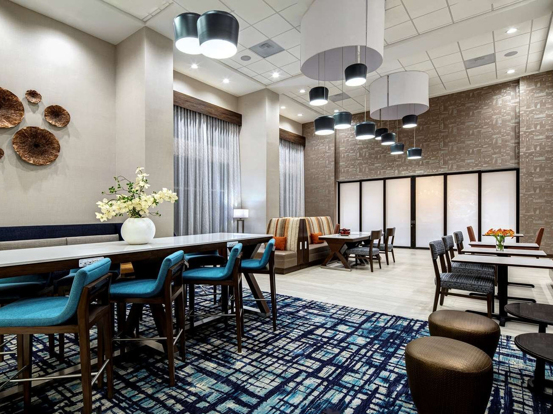 Hampton Inn & Suites Indio主图