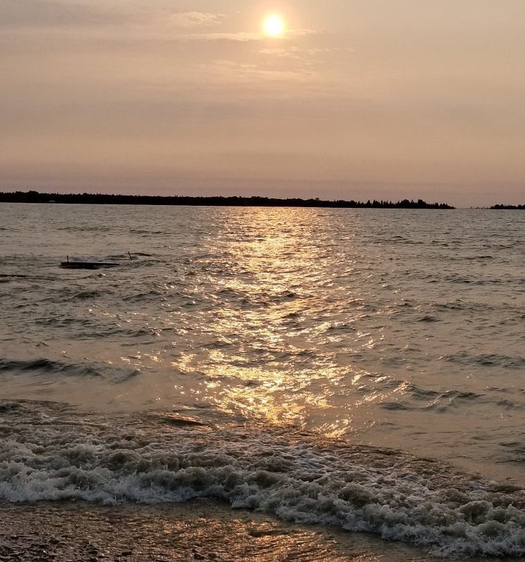 Beachfront Inn主图