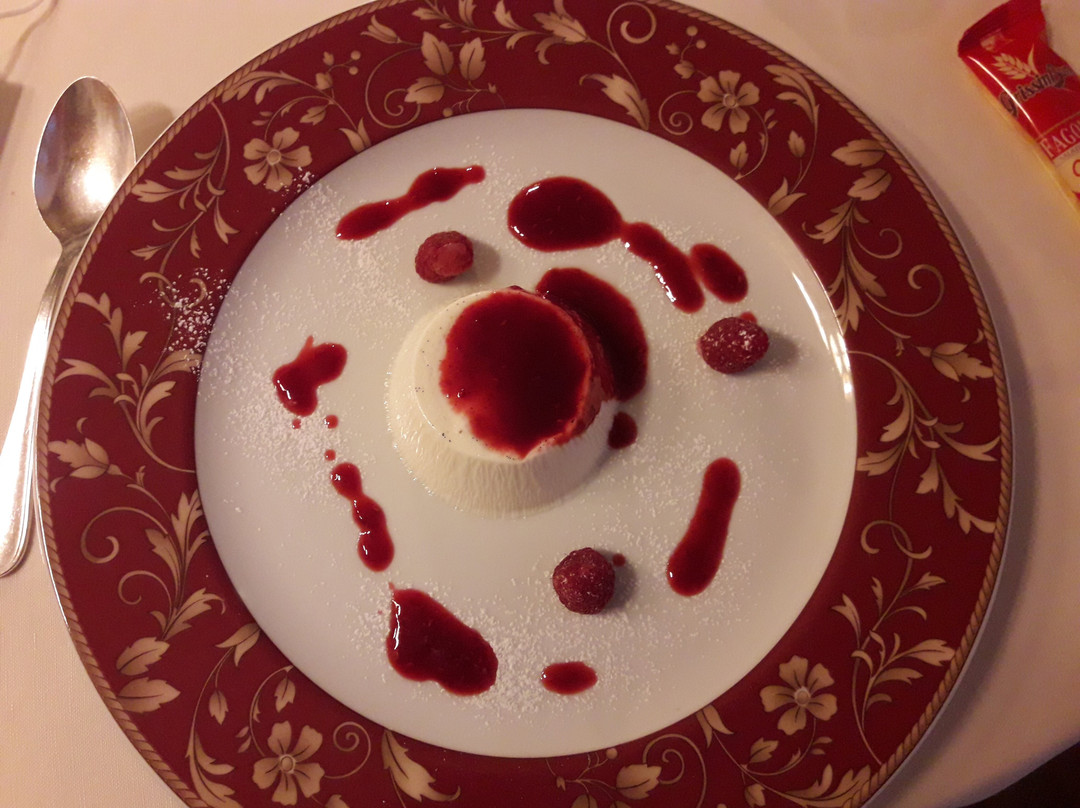 克莱斯特艾特杜克酒店主图