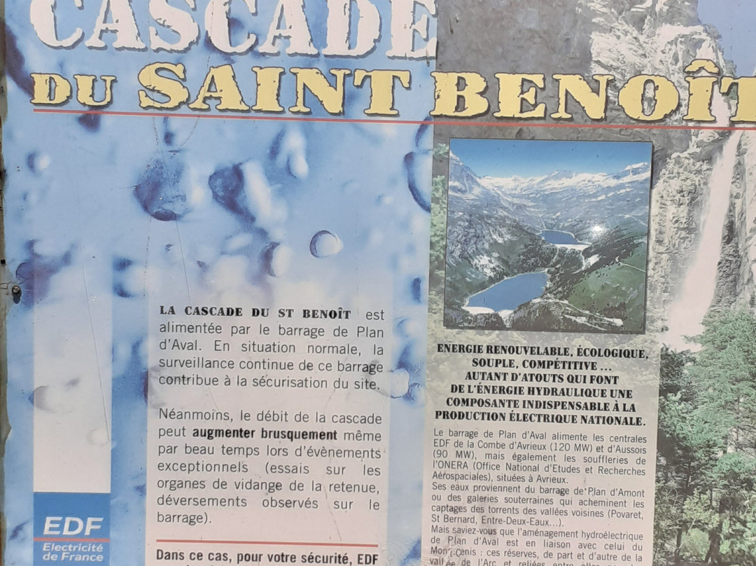 Cascade de Saint-Benoit景点图片