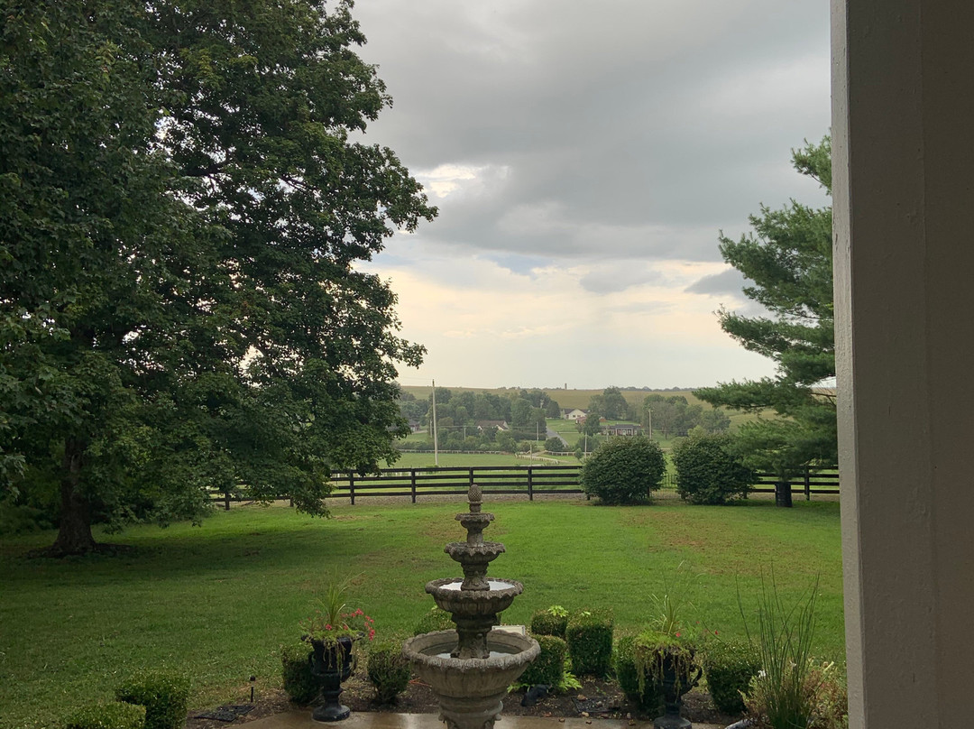 Maple Hill Manor Bed & Breakfast主图