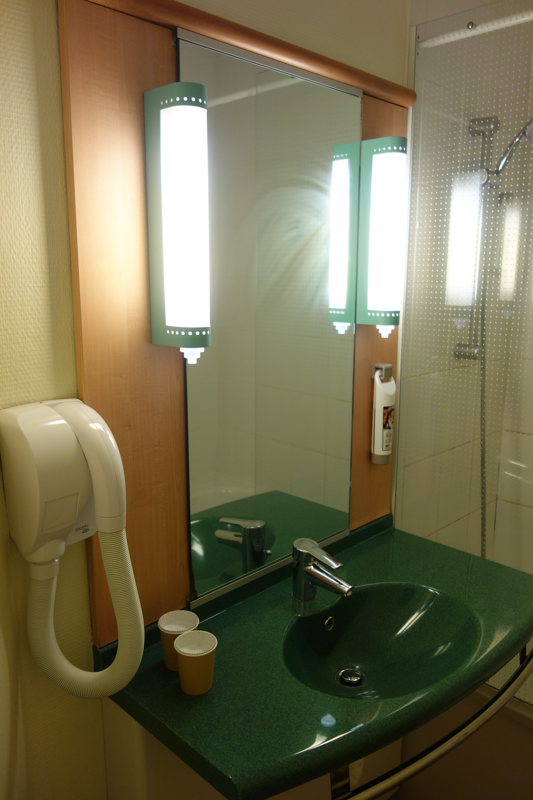 Hotel ibis Brive Centre-浴室