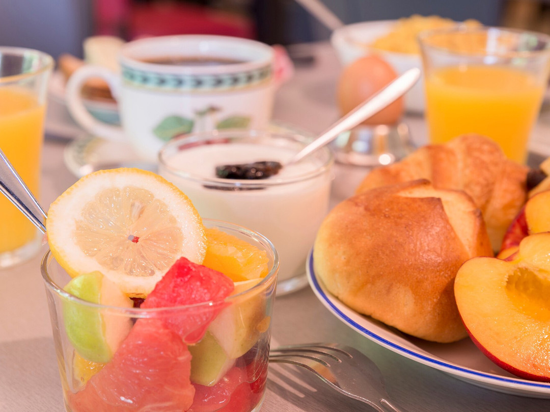 Hotel The Originals Annonay East La Siesta主图