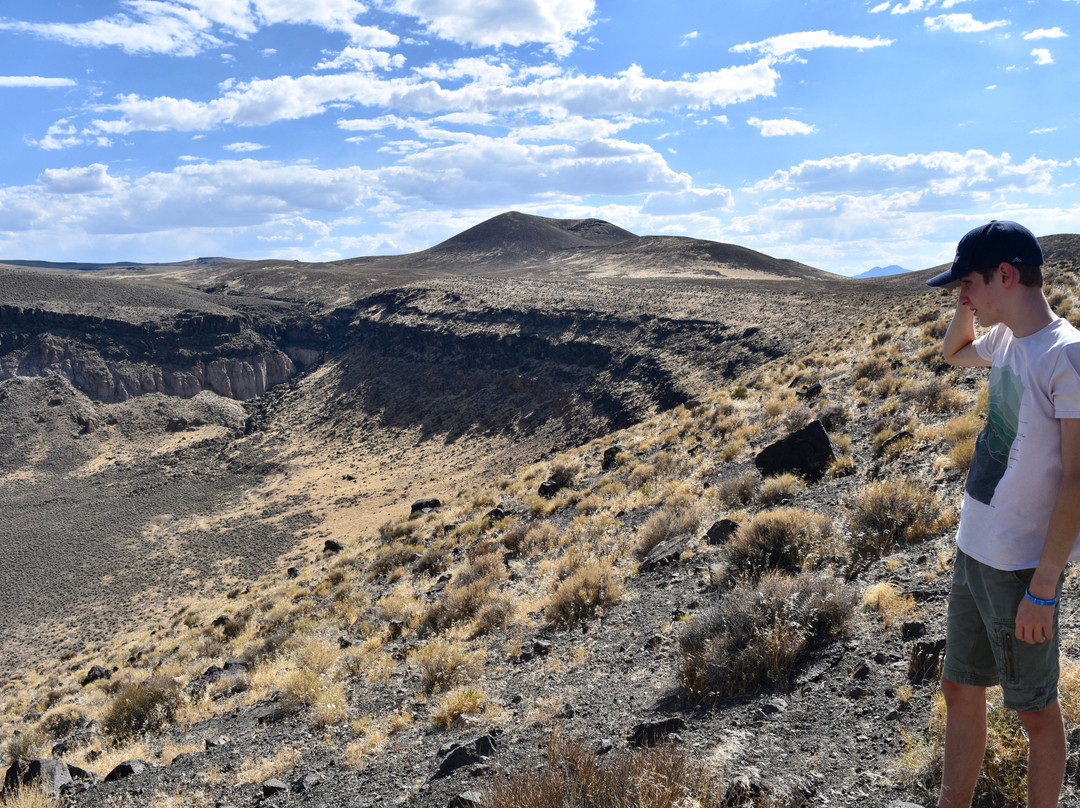 Lunar Crater Back Country Byway-托诺帕必去景点