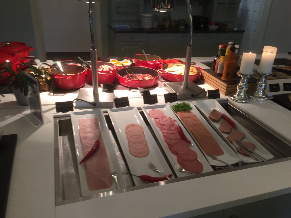 敦豪耶斯酒店-餐饮