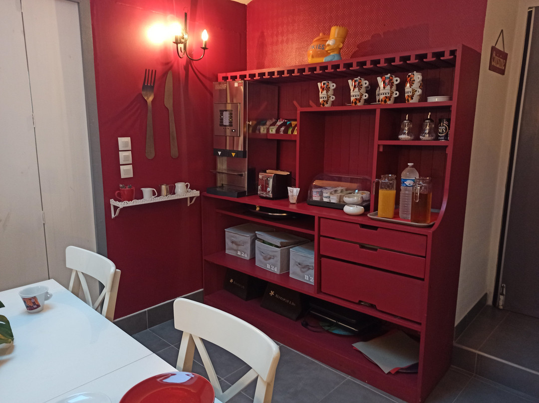 Hotel Les Thermes主图