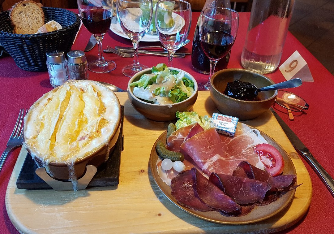 Hotel Restaurant l'Equipe主图