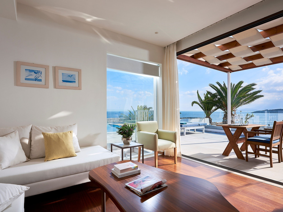 St.Nicolas Bay Resort Hotel & Villas主图