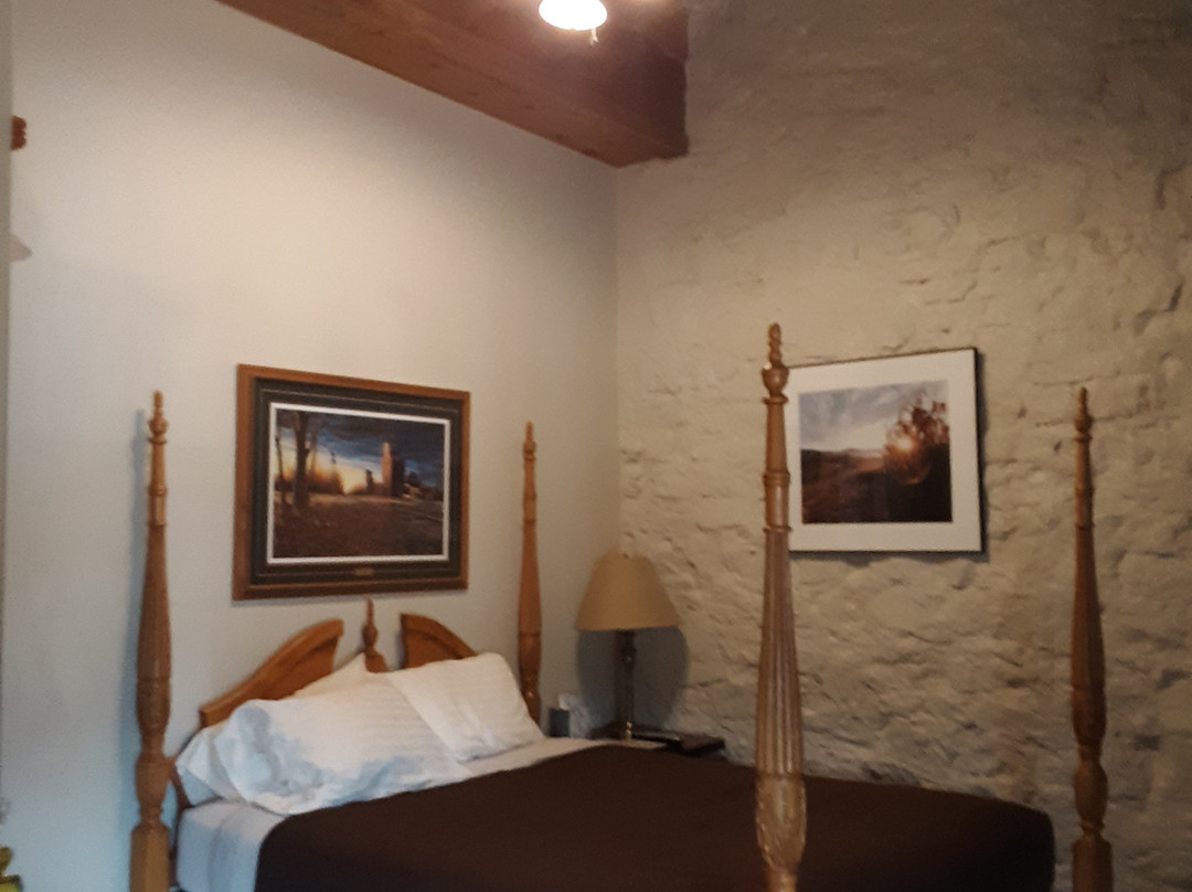 Stone Mill Hotel & Suites主图