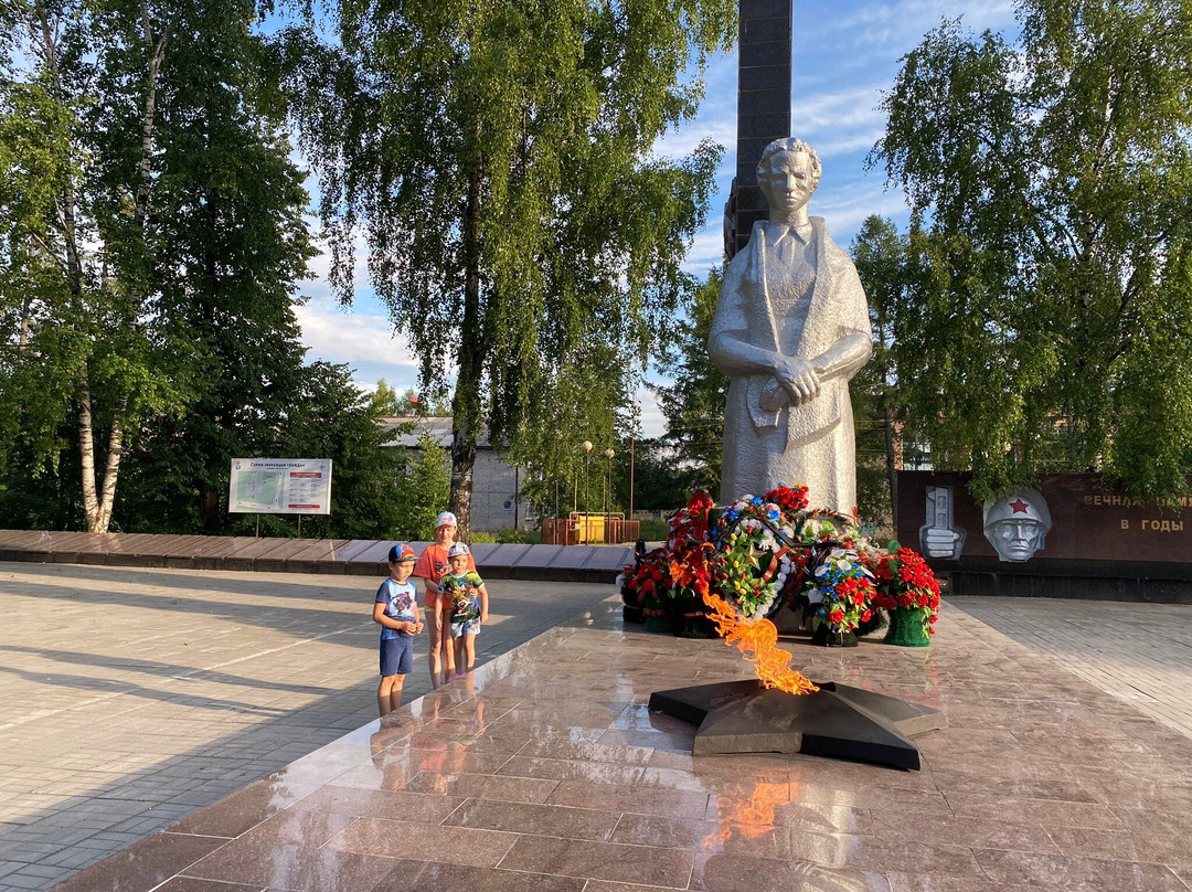 Eternal Flame Memorial Complex景点图片