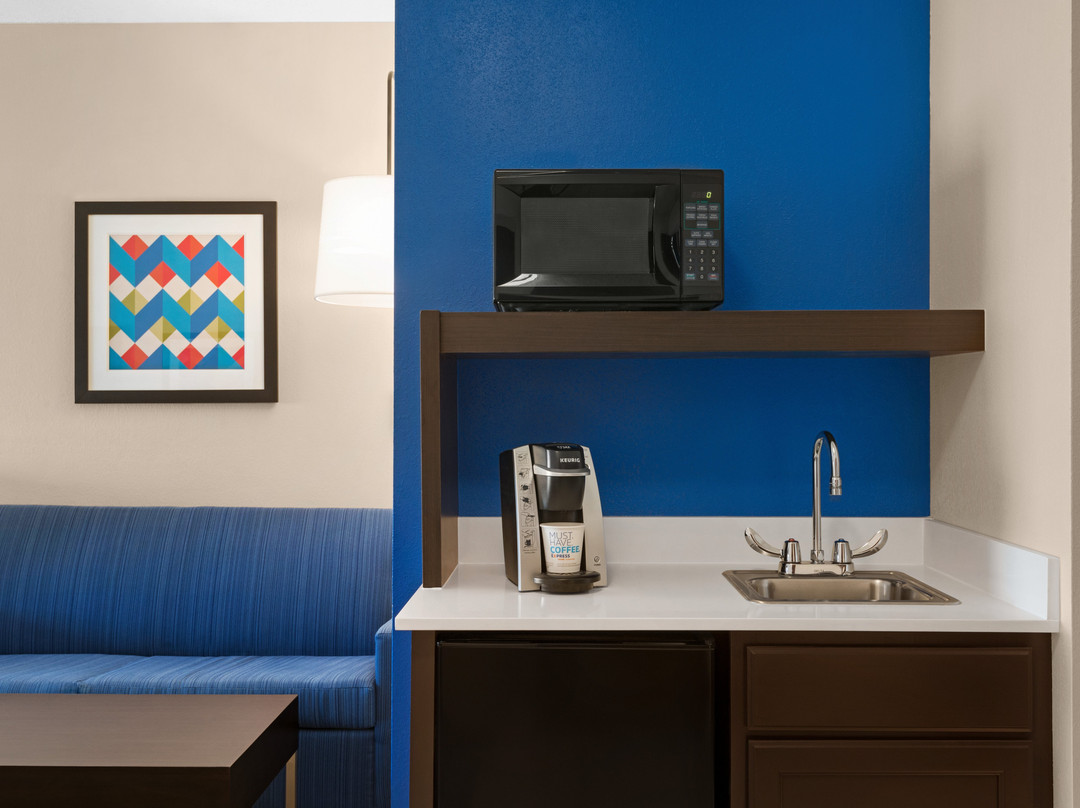Holiday Inn Express & Suites Mcalester By IHG主图