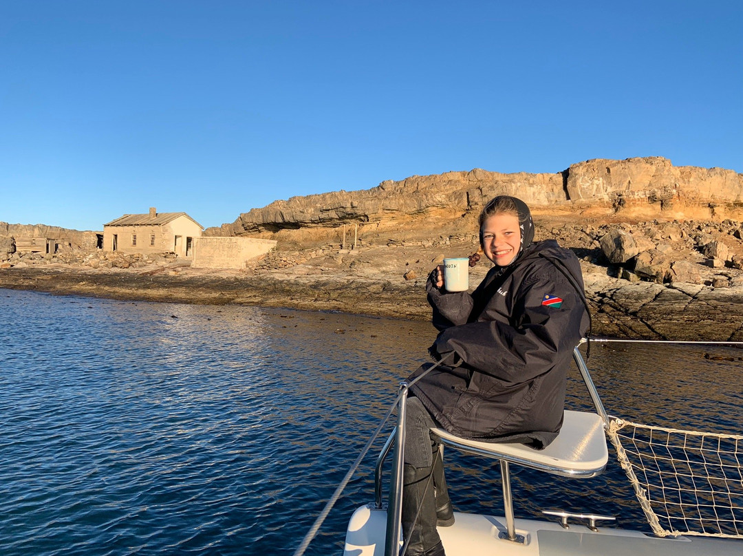 Penguin Catamaran Tours-吕德里茨必去景点