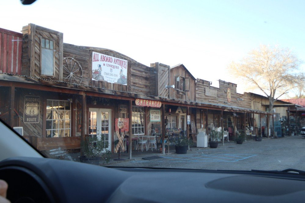 Antique Station, Victorville景点图片