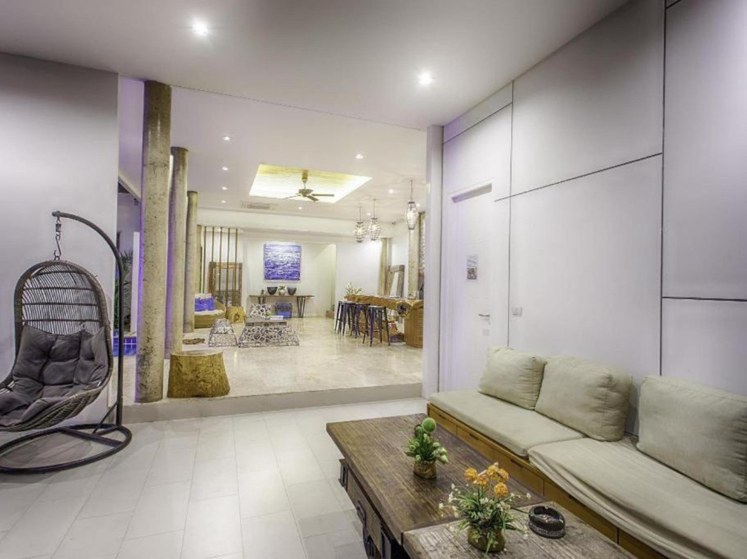 伊斯卡德普吉岛酒店主图