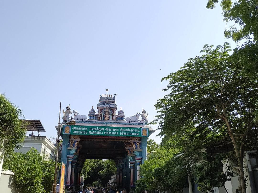 Arulmigu Manakula Vinayagar Temple景点图片