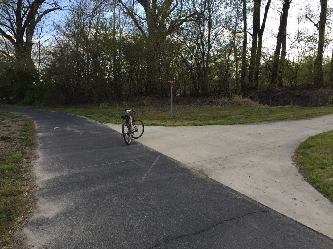 Missouri Riverfront Trail景点图片