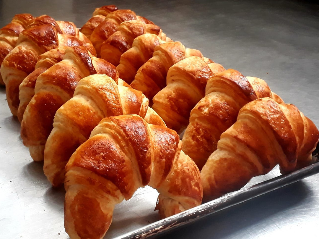 Madhav's Organic Bakery & Coffee Shop
