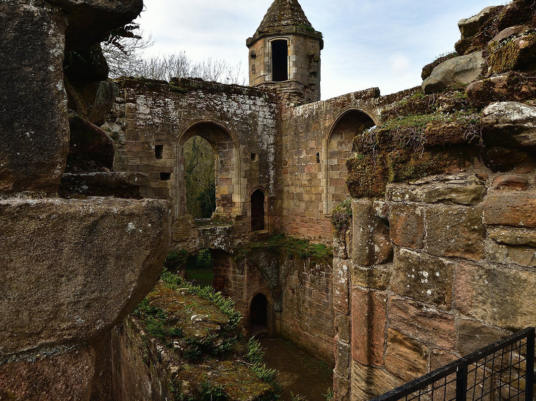 Spofforth Castle景点图片