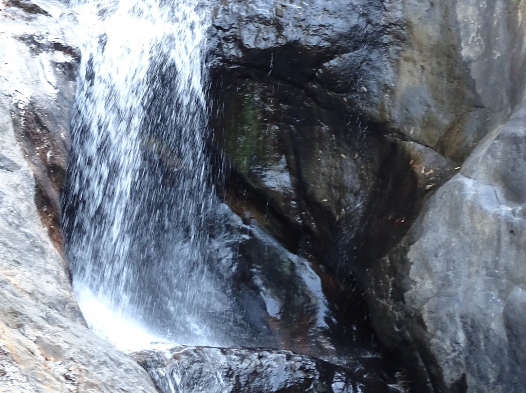 Than Mayom Waterfall-象岛必去景点