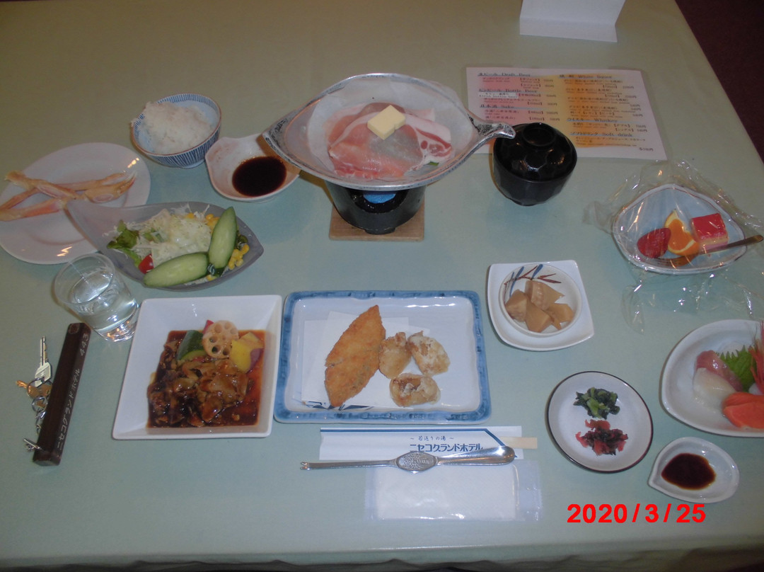 新雪谷格兰特酒店主图