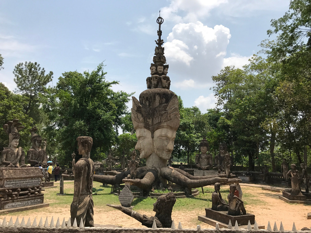 Sala Kaew Ku (Wat Khaek)景点图片