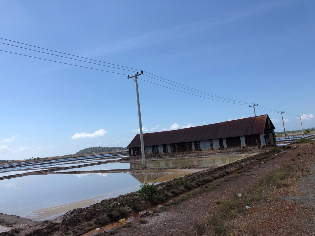 Salt Fields-贡布必去景点