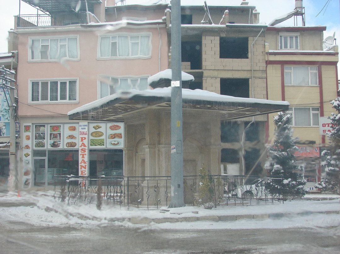 Cay Meydan Cesmesi景点图片