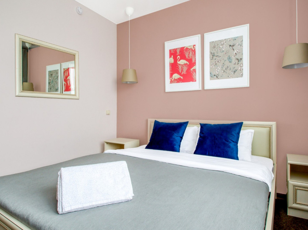 Melton Hotel主图