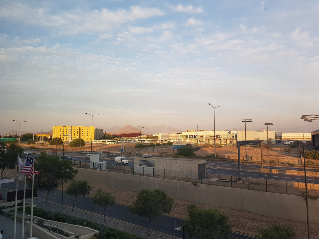 La Quinta by Wyndham Santiago Aeropuerto主图