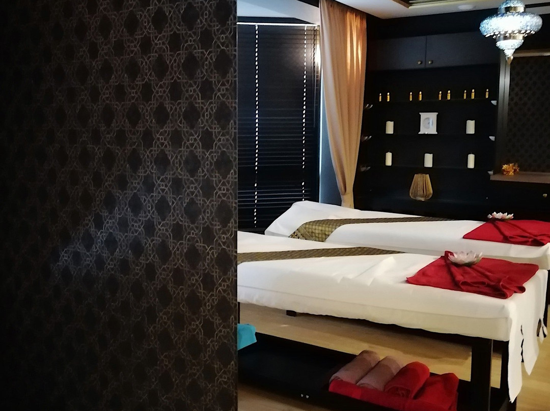 Bangkok SPA - Tajski Masaz-凯尔采必去景点