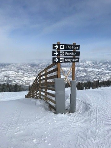 Aspen Snowmass Ski Resort景点图片