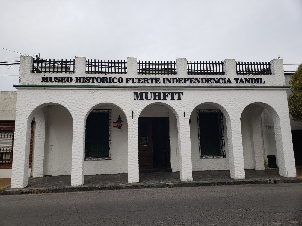 Museo Historico Fuerte Independencia-坦迪尔必去景点