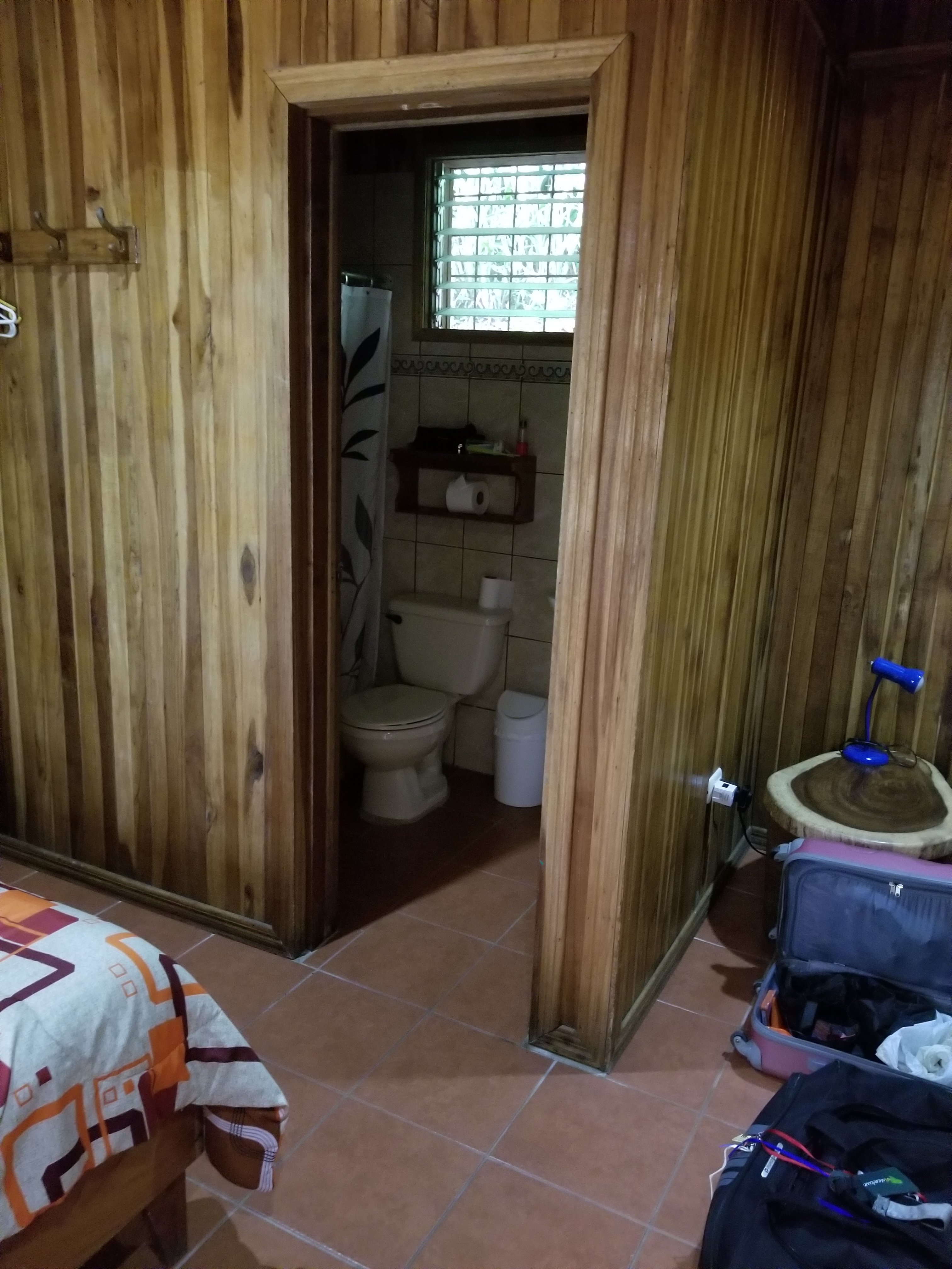 Hospedaje Mariposa-浴室